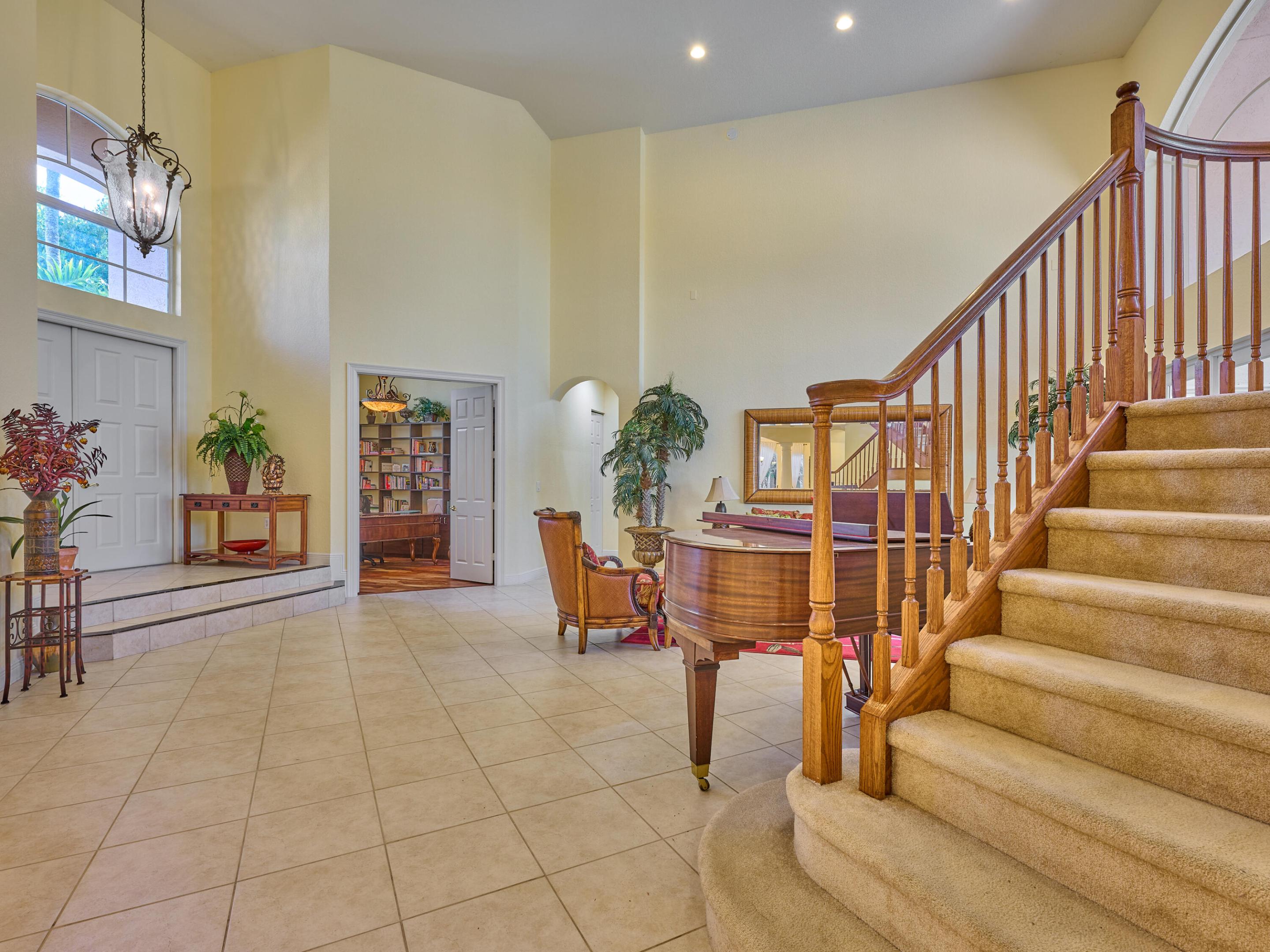 19243 S Creekshore Court