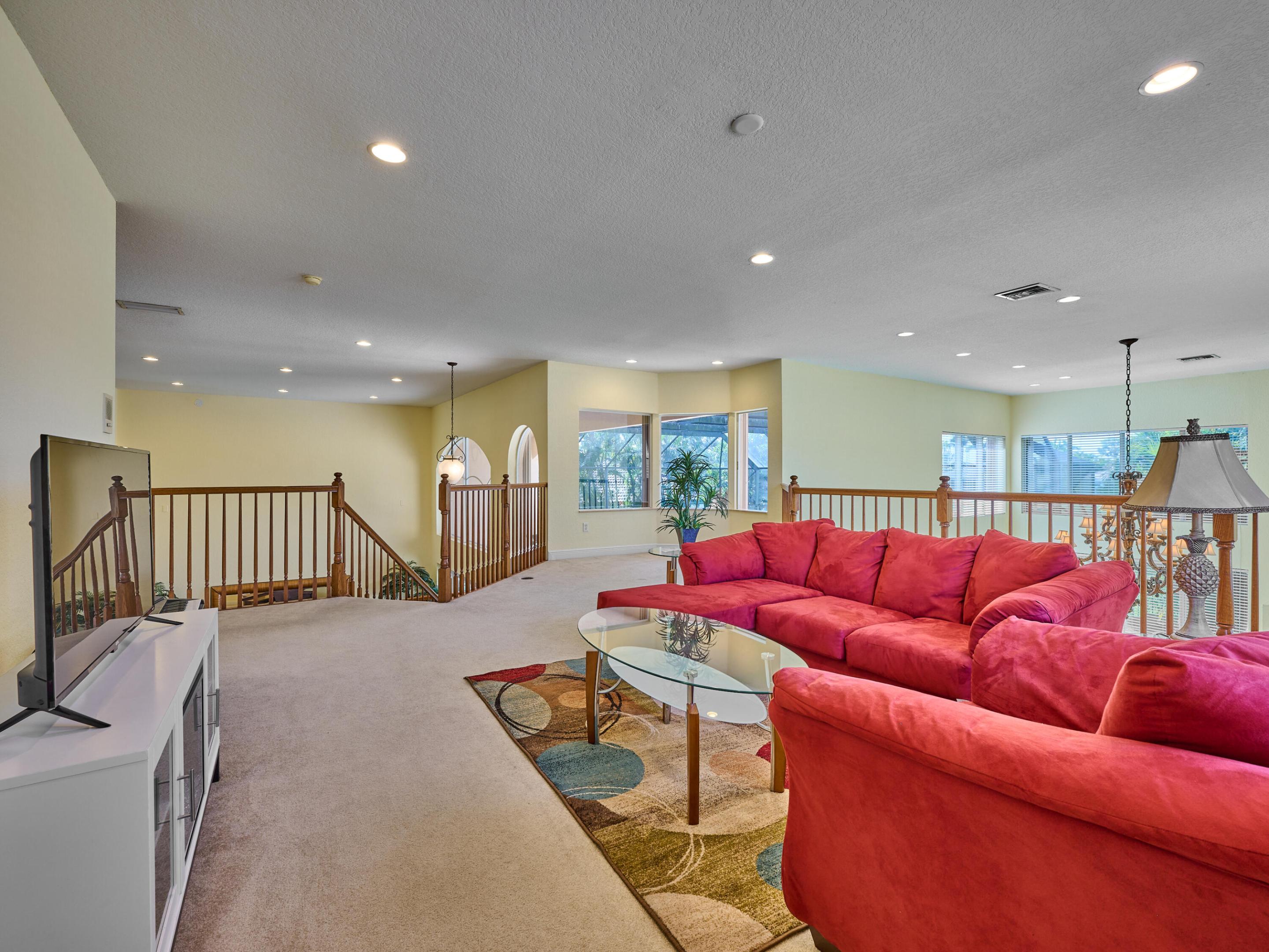 19243 S Creekshore Court