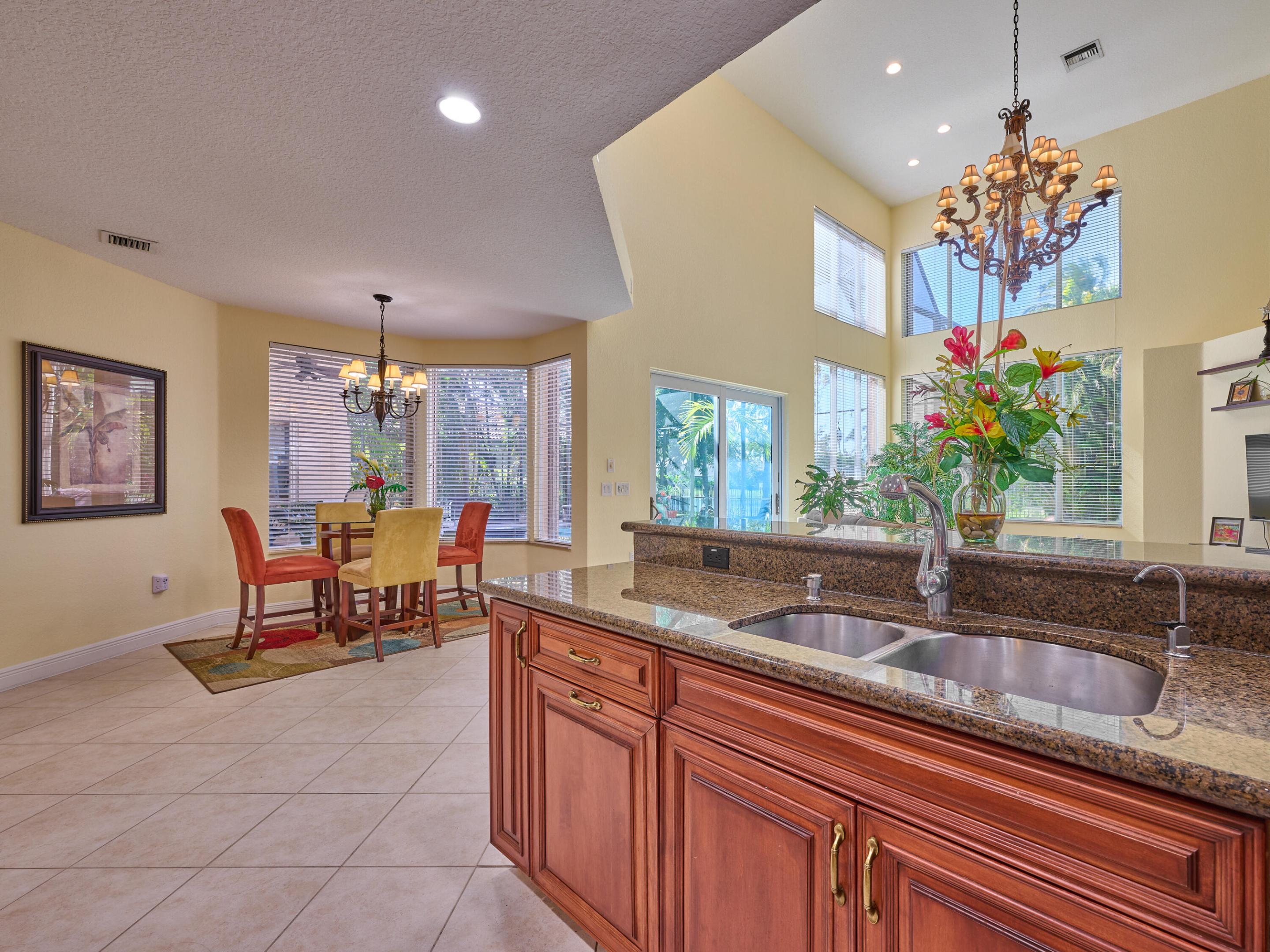 19243 S Creekshore Court
