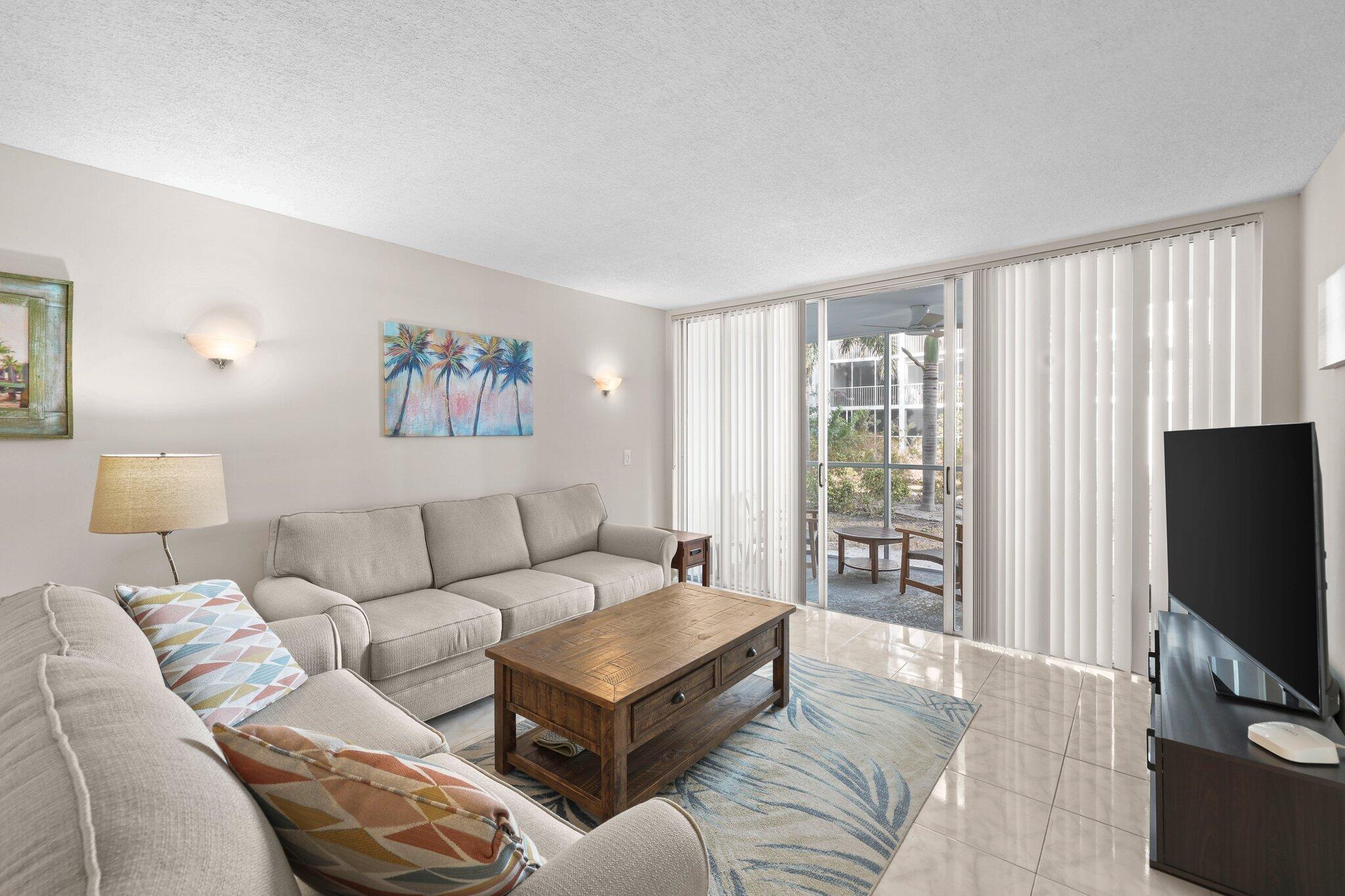 2008 S Federal Highway 108