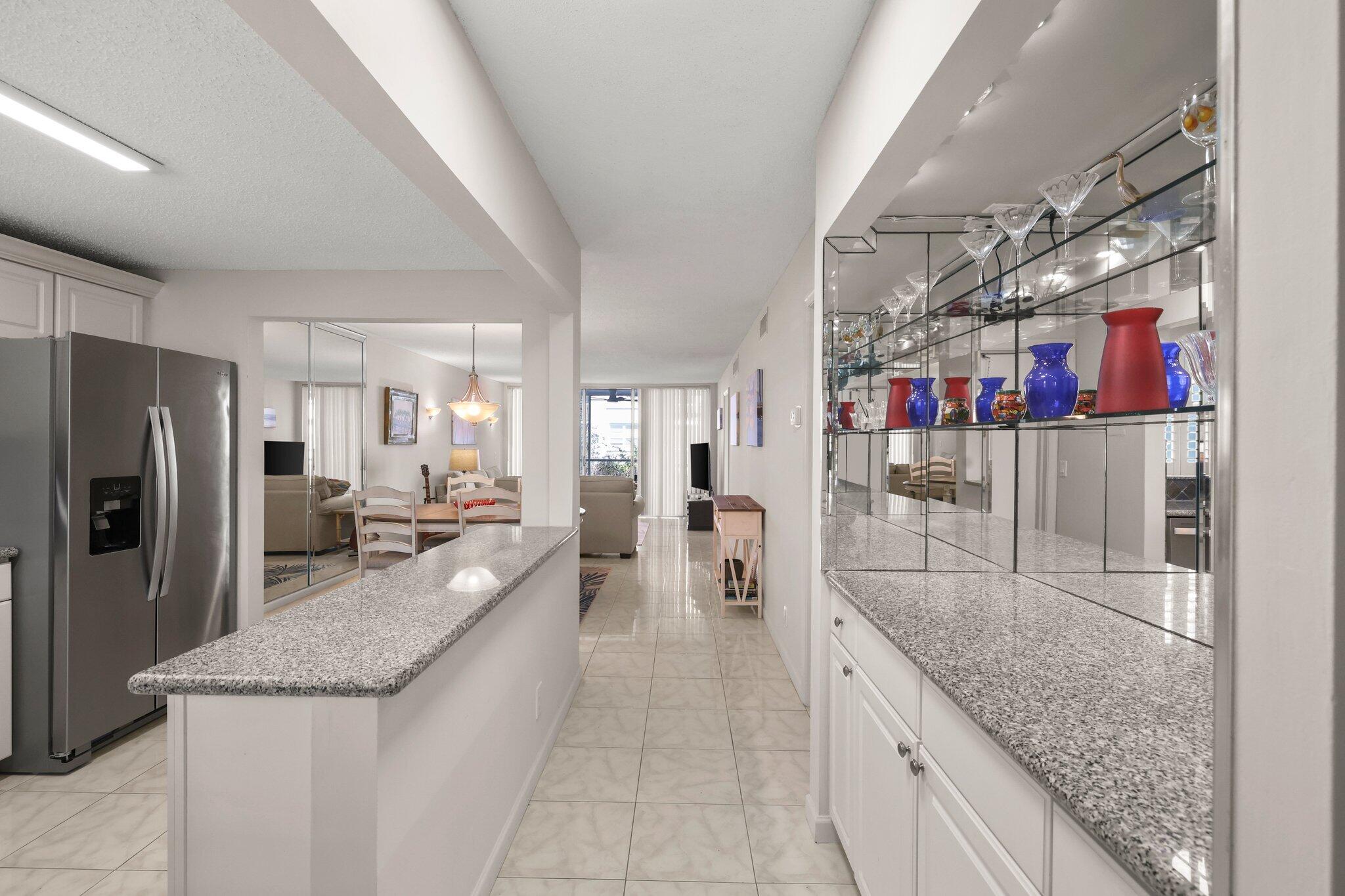 2008 S Federal Highway 108