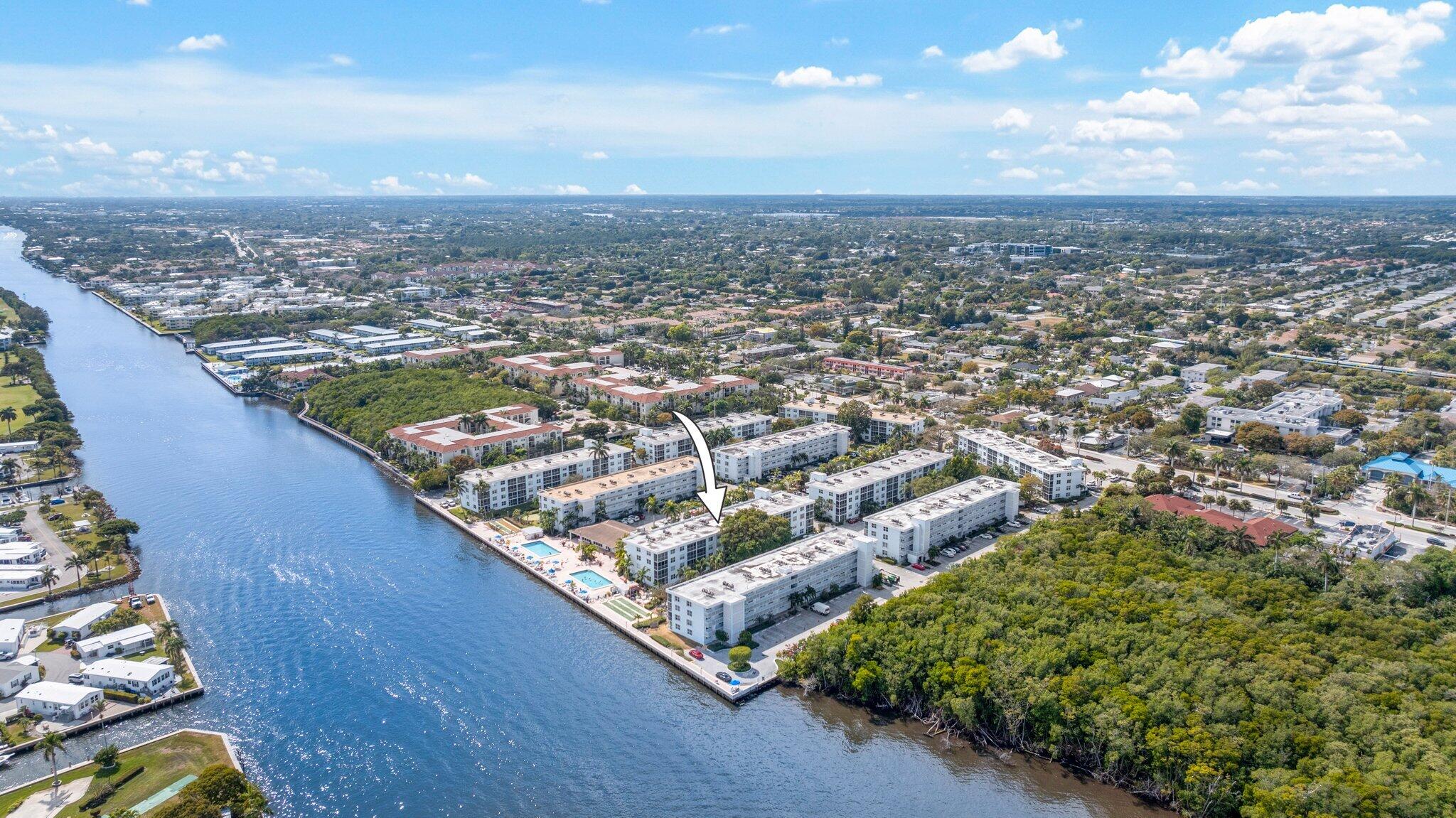 2008 S Federal Highway 108