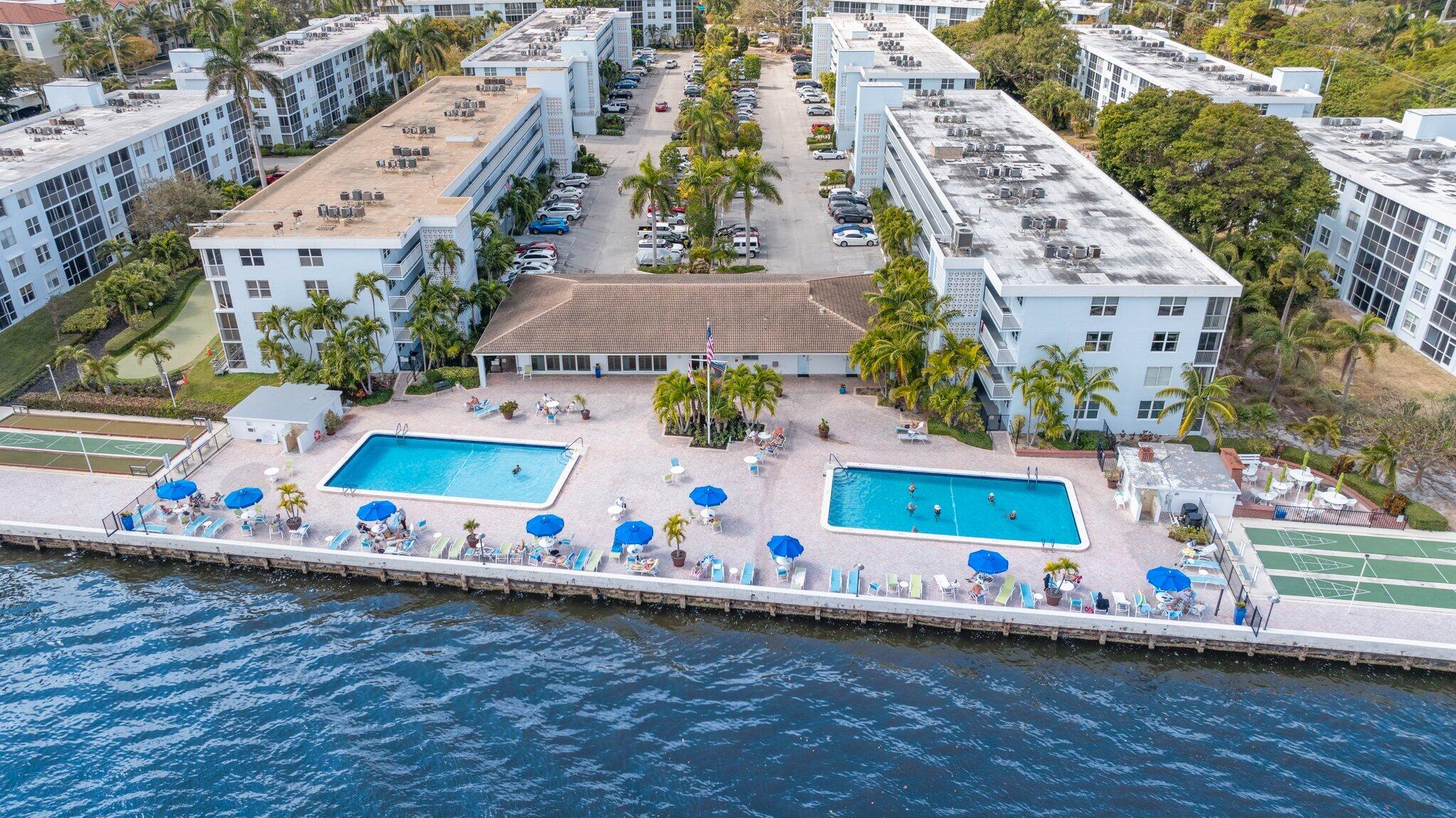 2008 S Federal Highway 108