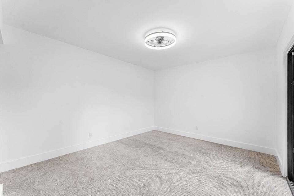 3007 San Clara Drive 5-B