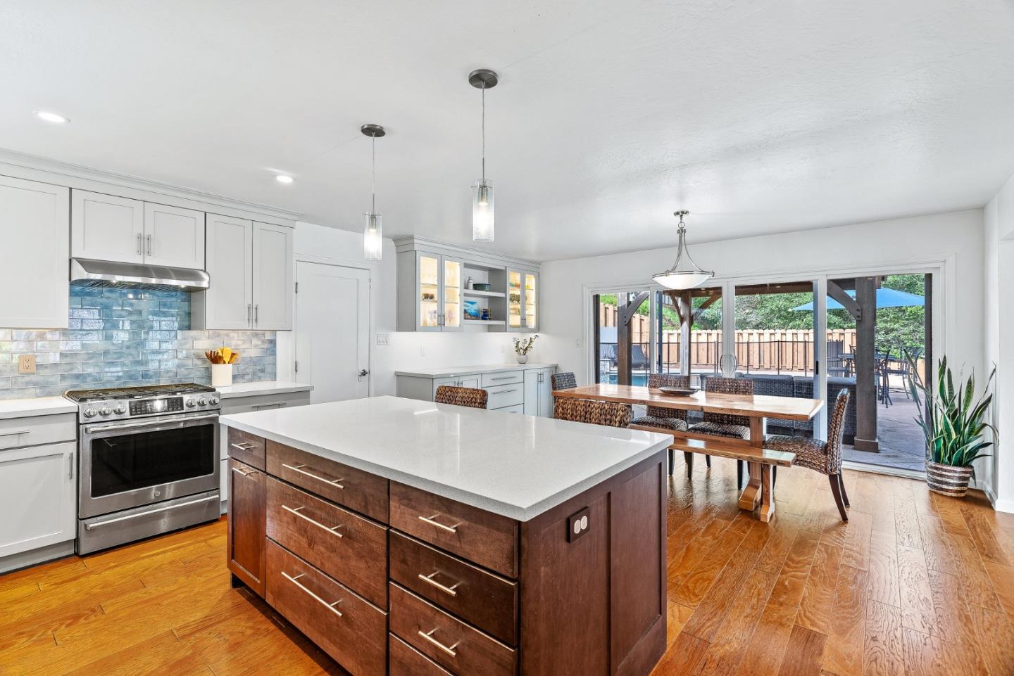 112 Hilltop Way