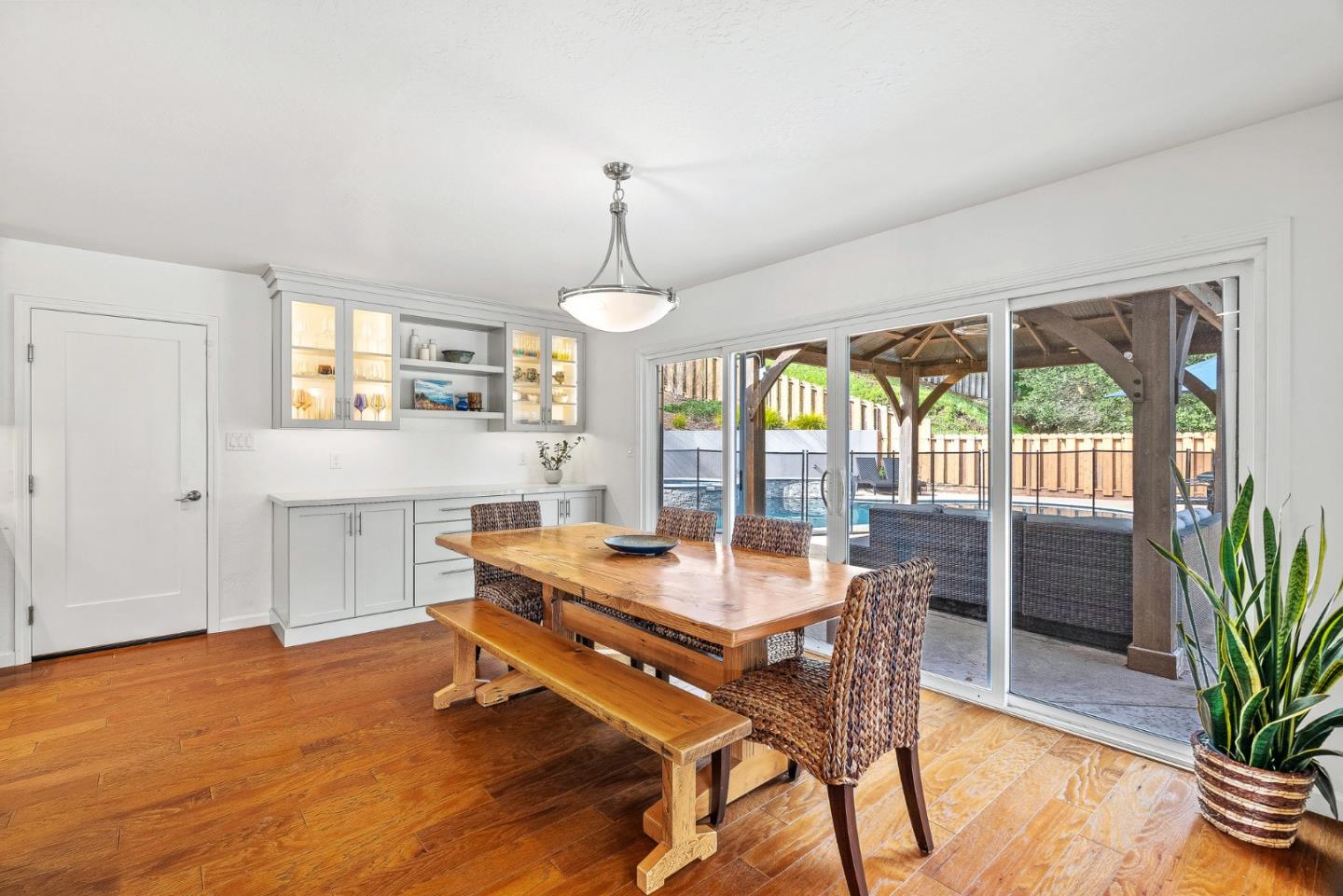 112 Hilltop Way