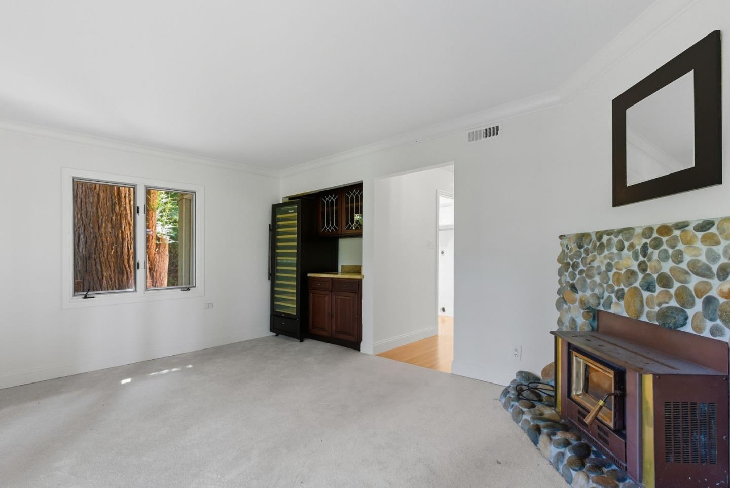 23489 Hutchinson RD