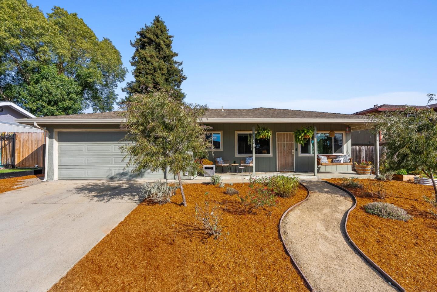 116 Lester Court