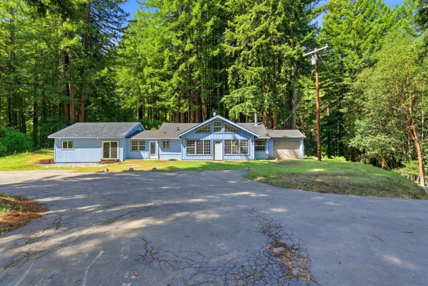 1460 Tucker RD
