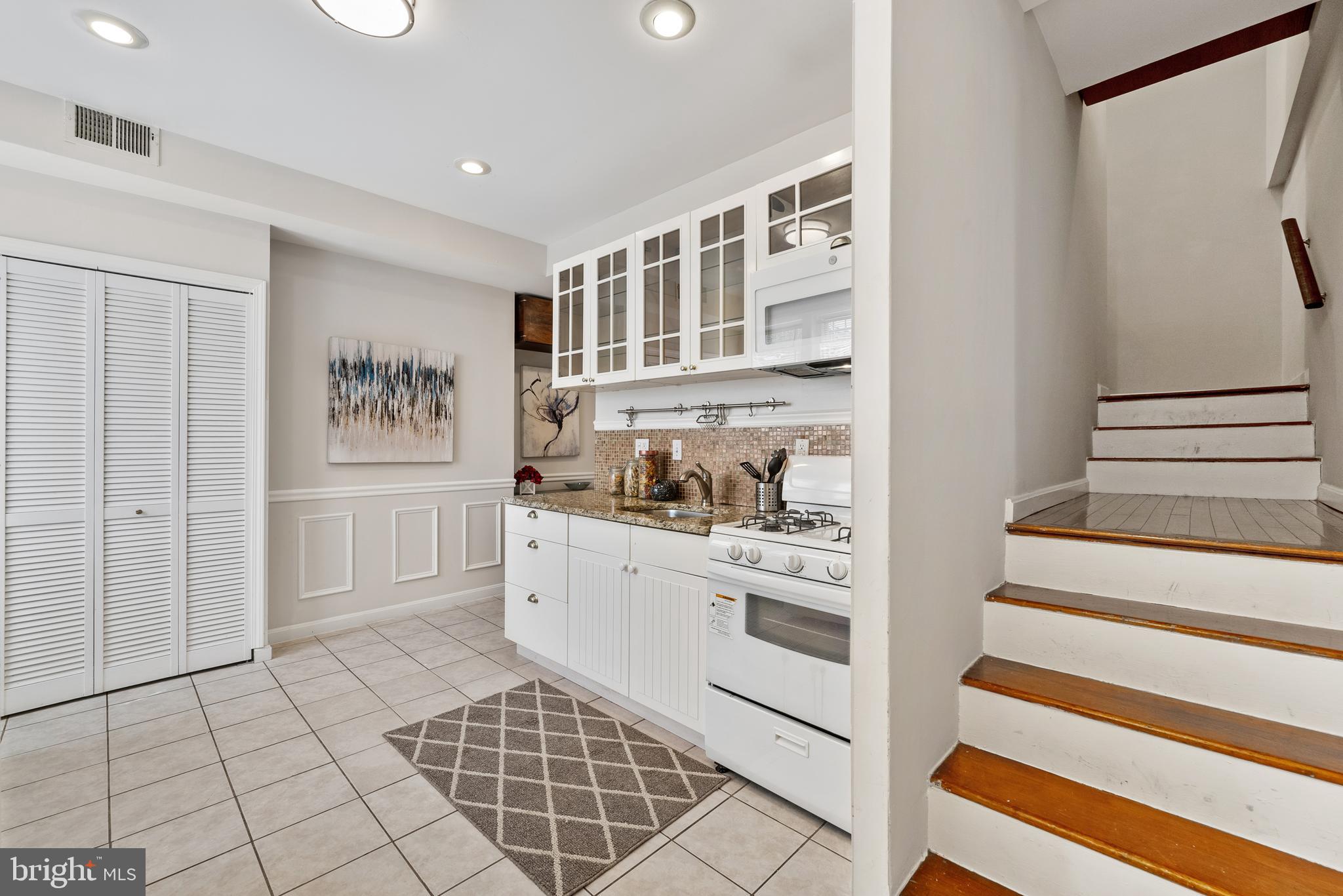 1134 10TH STREET NW