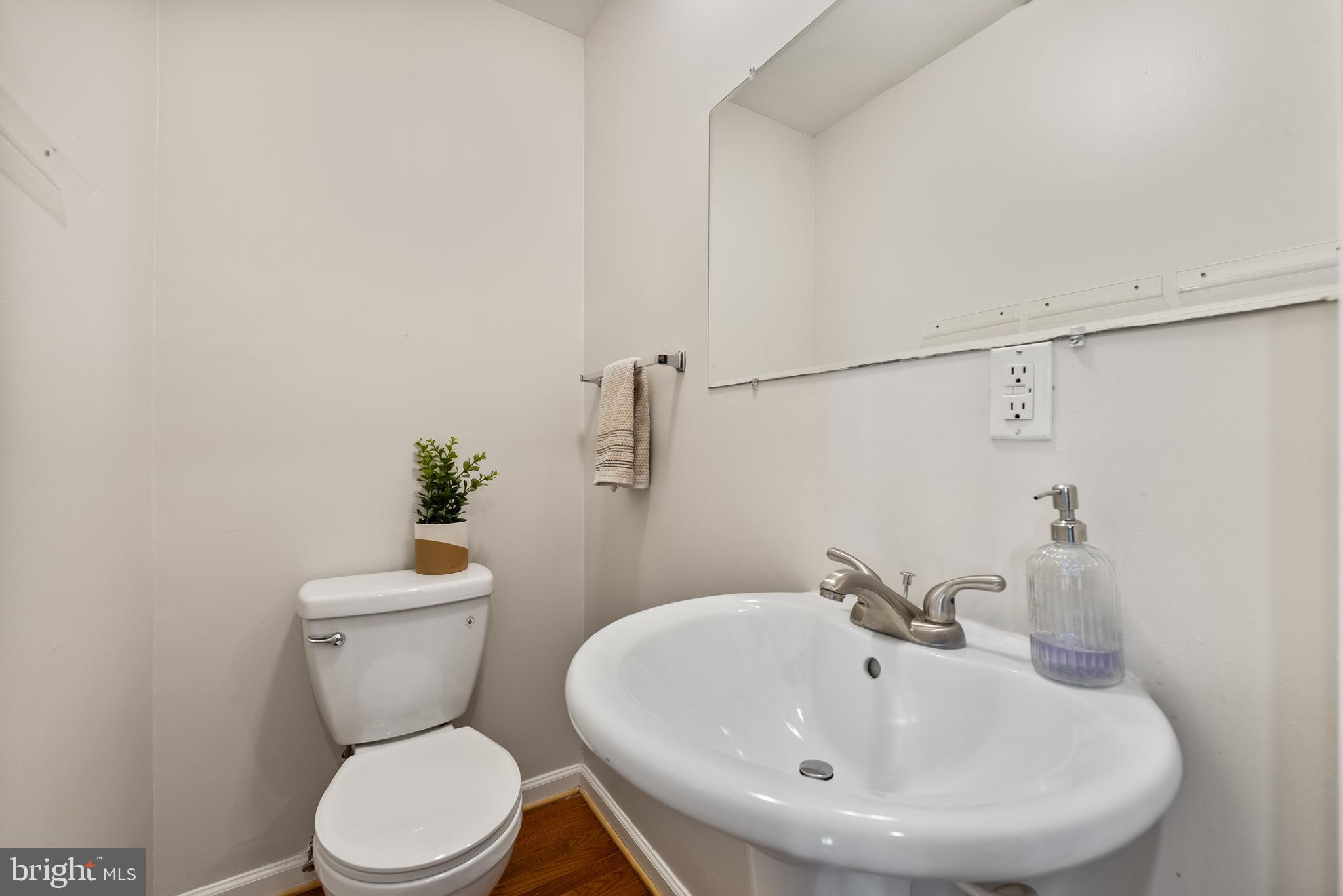 1134 10TH STREET NW