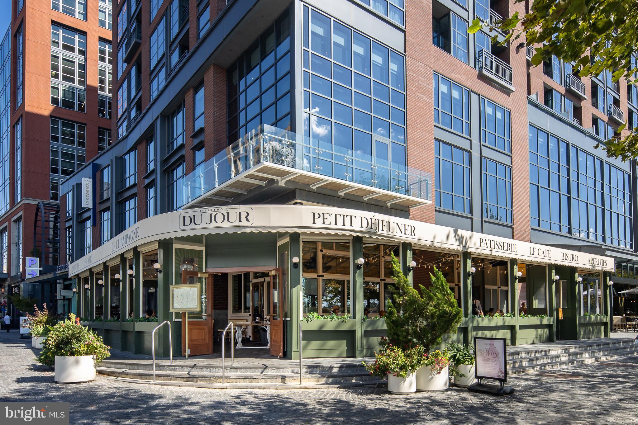 525 WATER STREET SW 404