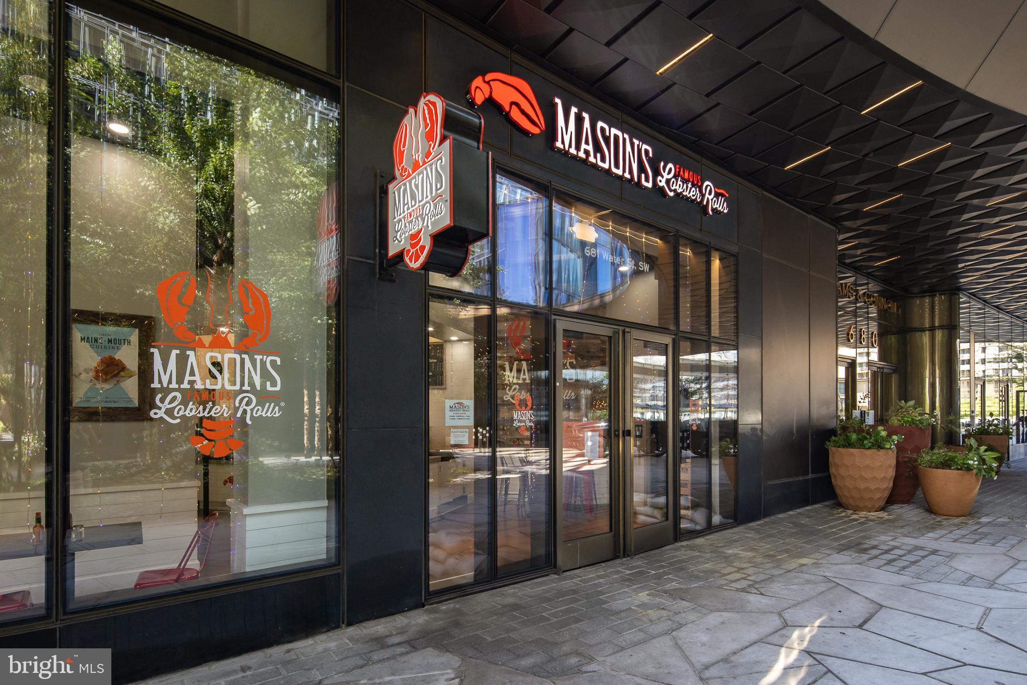 525 WATER STREET SW 404