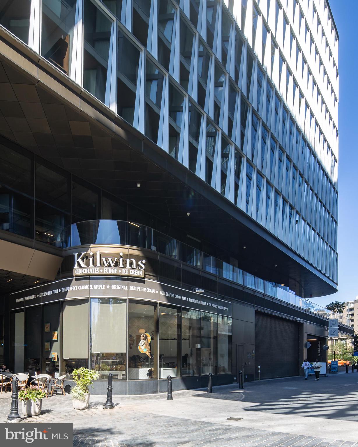 525 WATER STREET SW 404