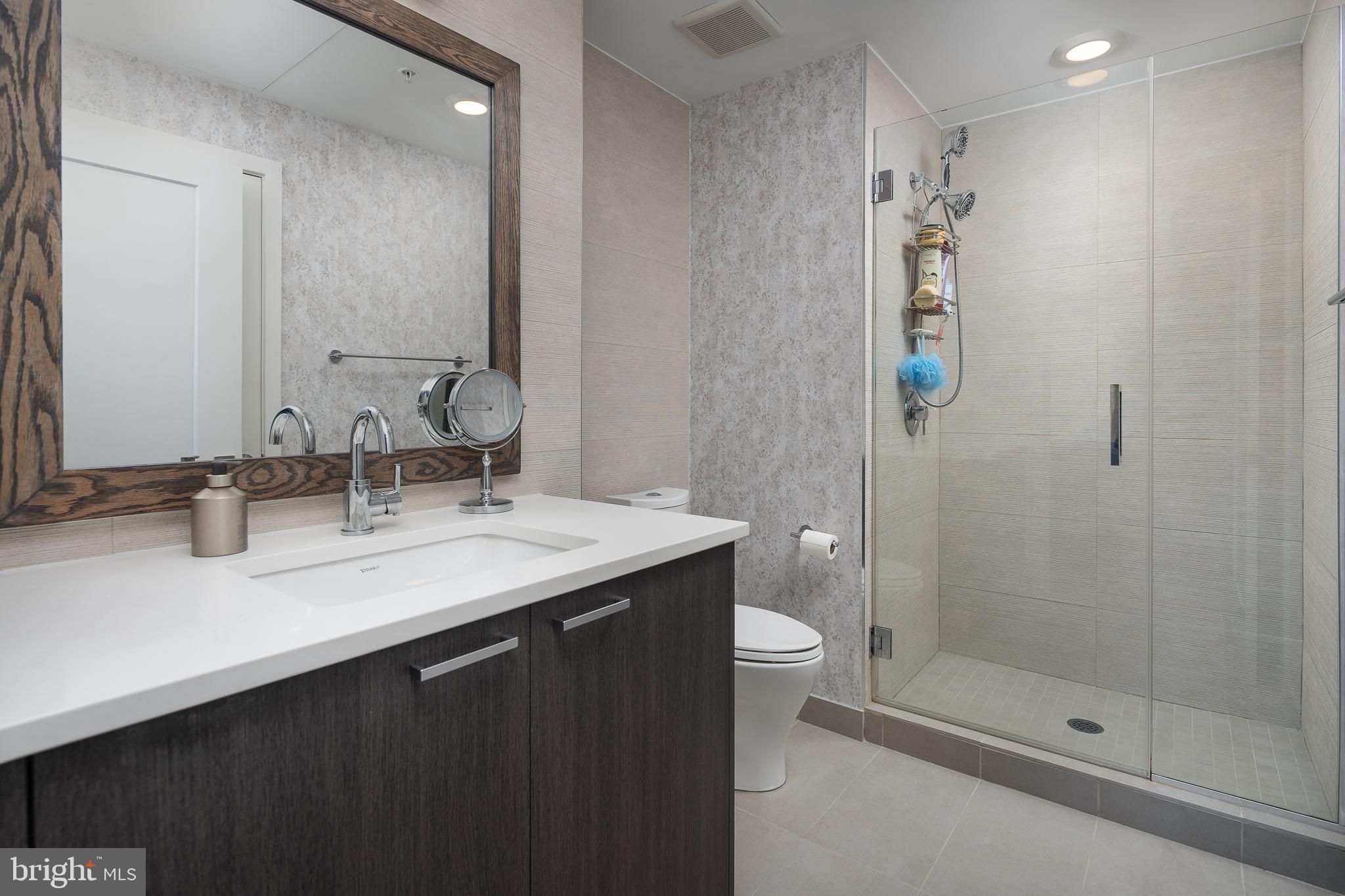 525 WATER STREET SW 404