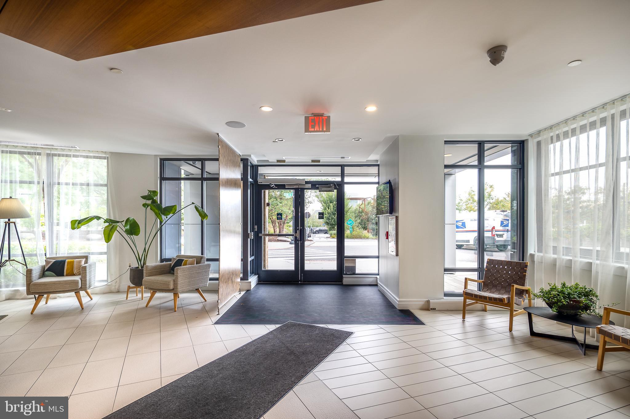 525 WATER STREET SW 404