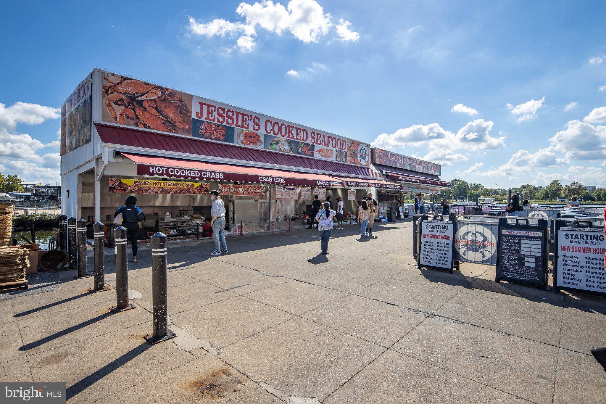 525 SW WATER STREET SW 404