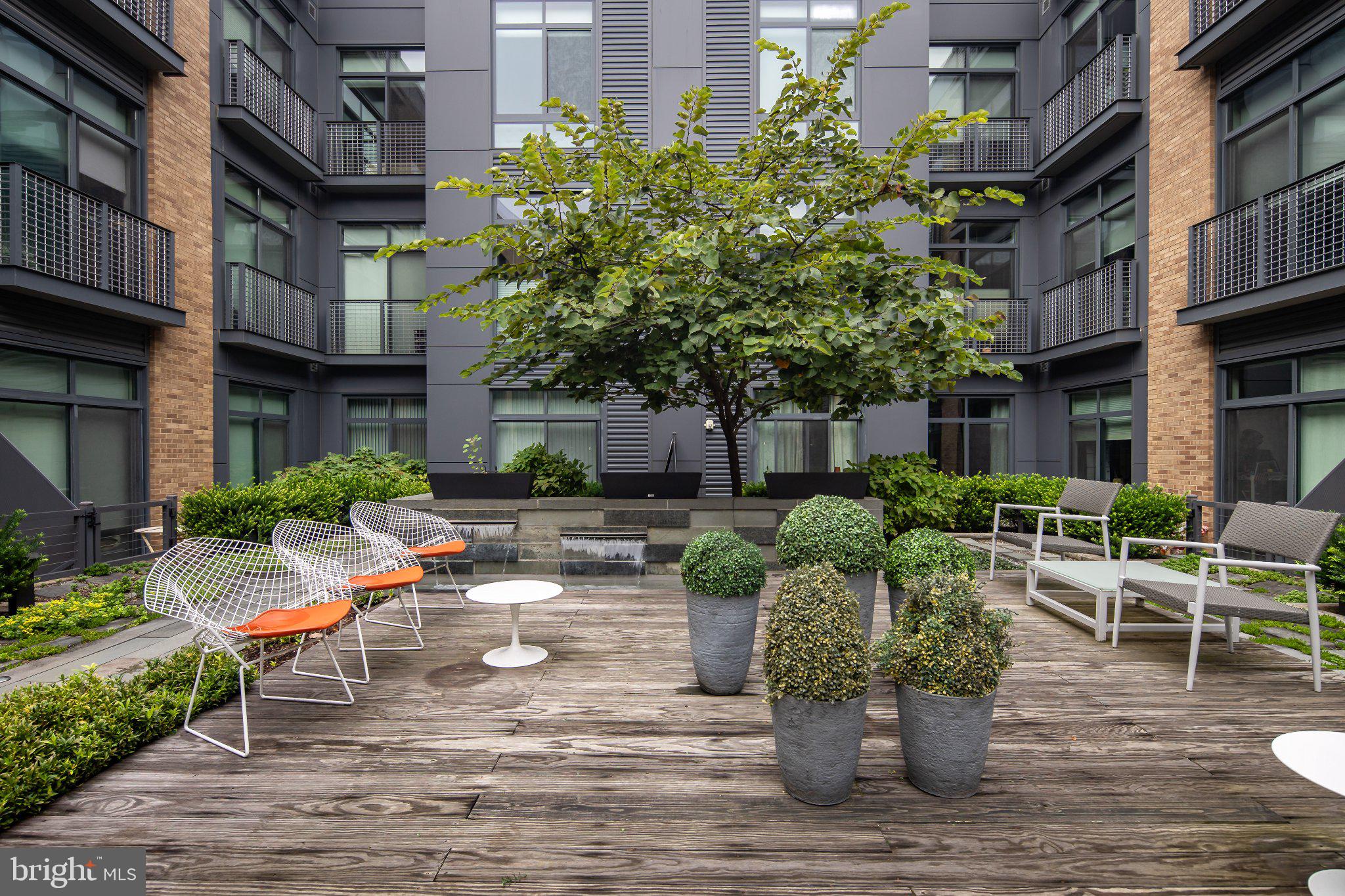 525 SW WATER STREET SW 404