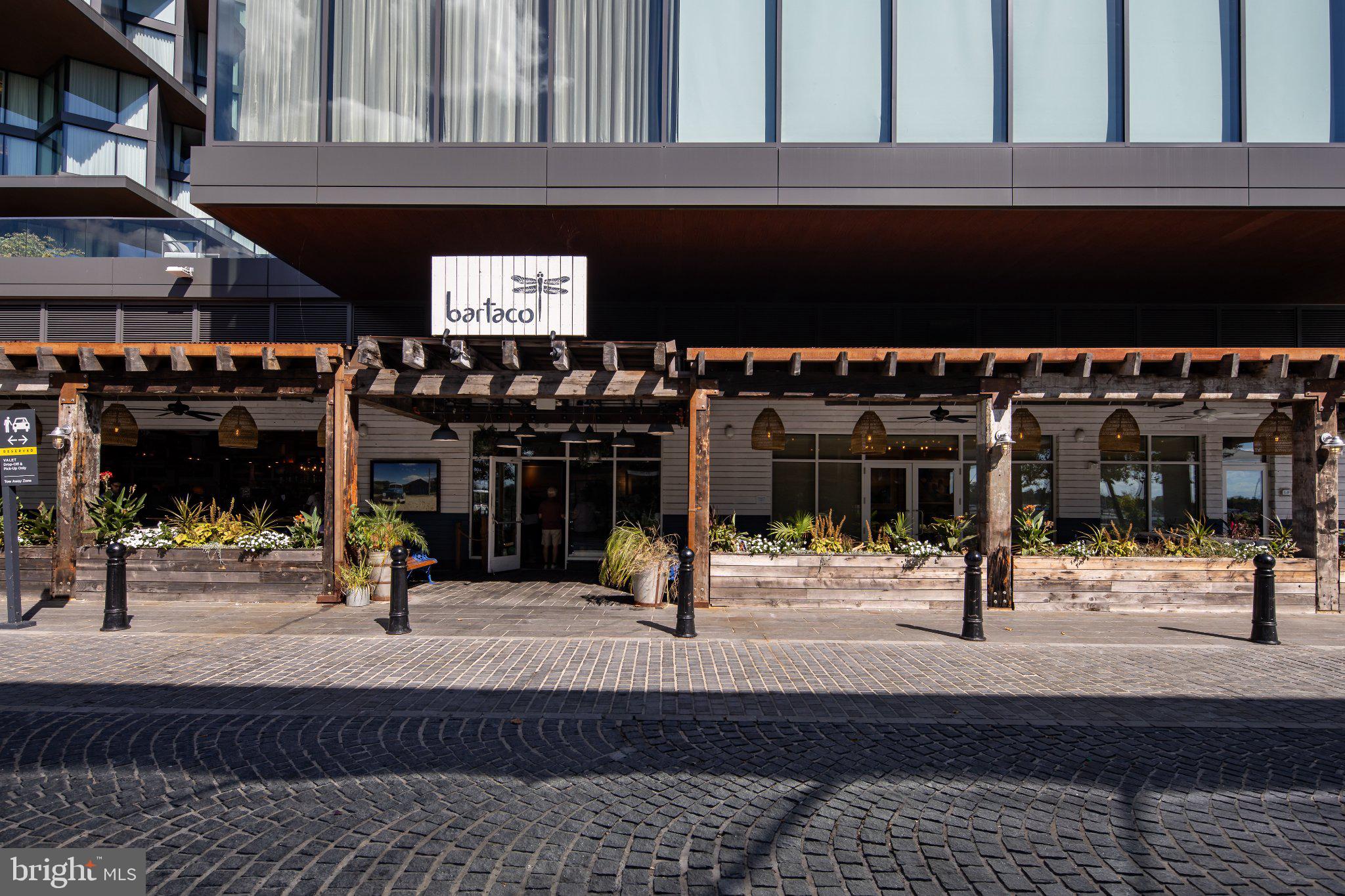 525 SW WATER STREET SW 404