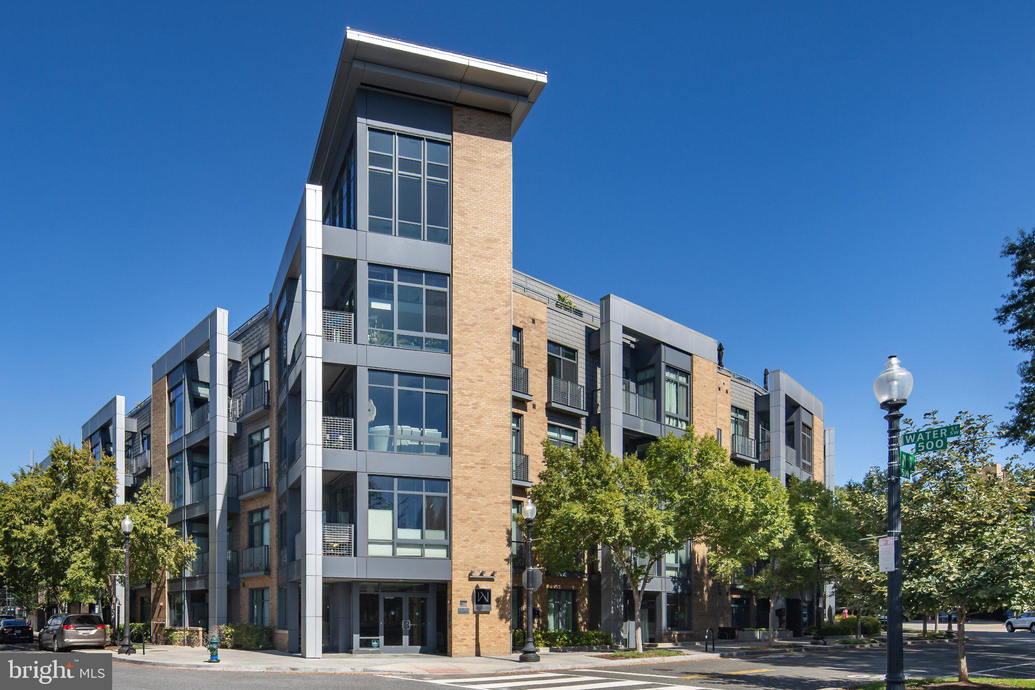 525 SW WATER STREET SW 404