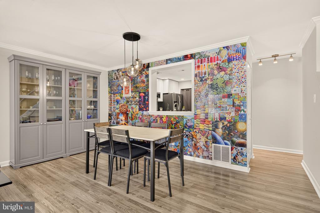 2208 S RANDOLPH STREET S Unit: 1