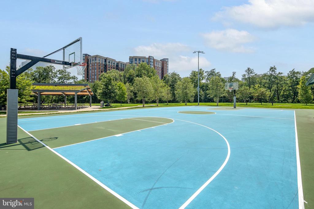 2208 S RANDOLPH STREET S Unit: 1