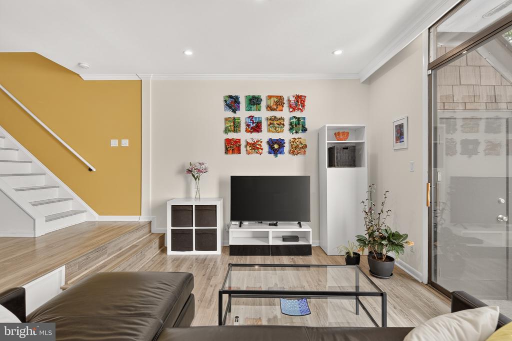 2208 S RANDOLPH STREET S Unit: 1