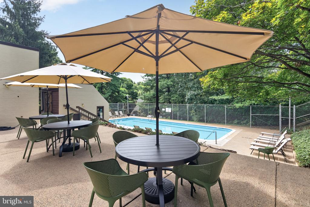 2208 S RANDOLPH STREET S Unit: 1