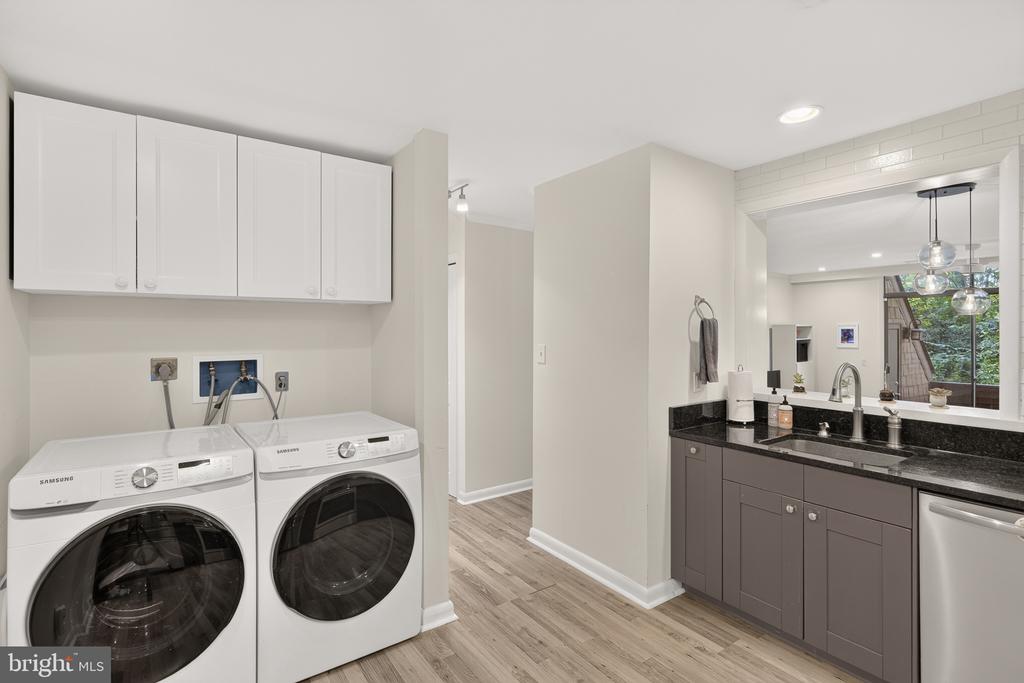 2208 S RANDOLPH STREET S Unit: 1