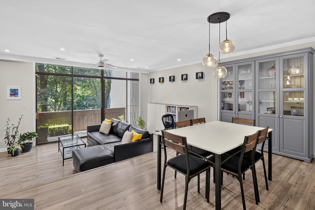 2208 S RANDOLPH STREET S Unit: 1