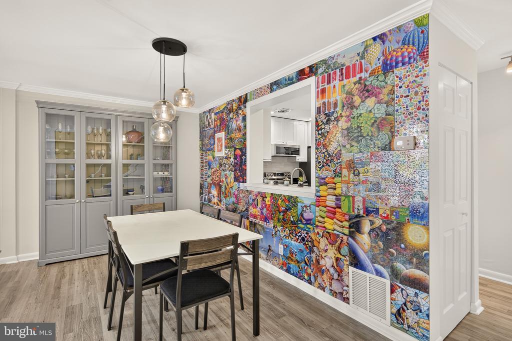 2208 S RANDOLPH STREET S Unit: 1