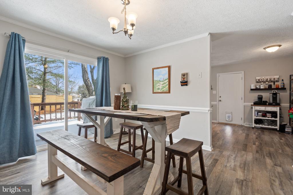 12157 DOGWOOD LANE