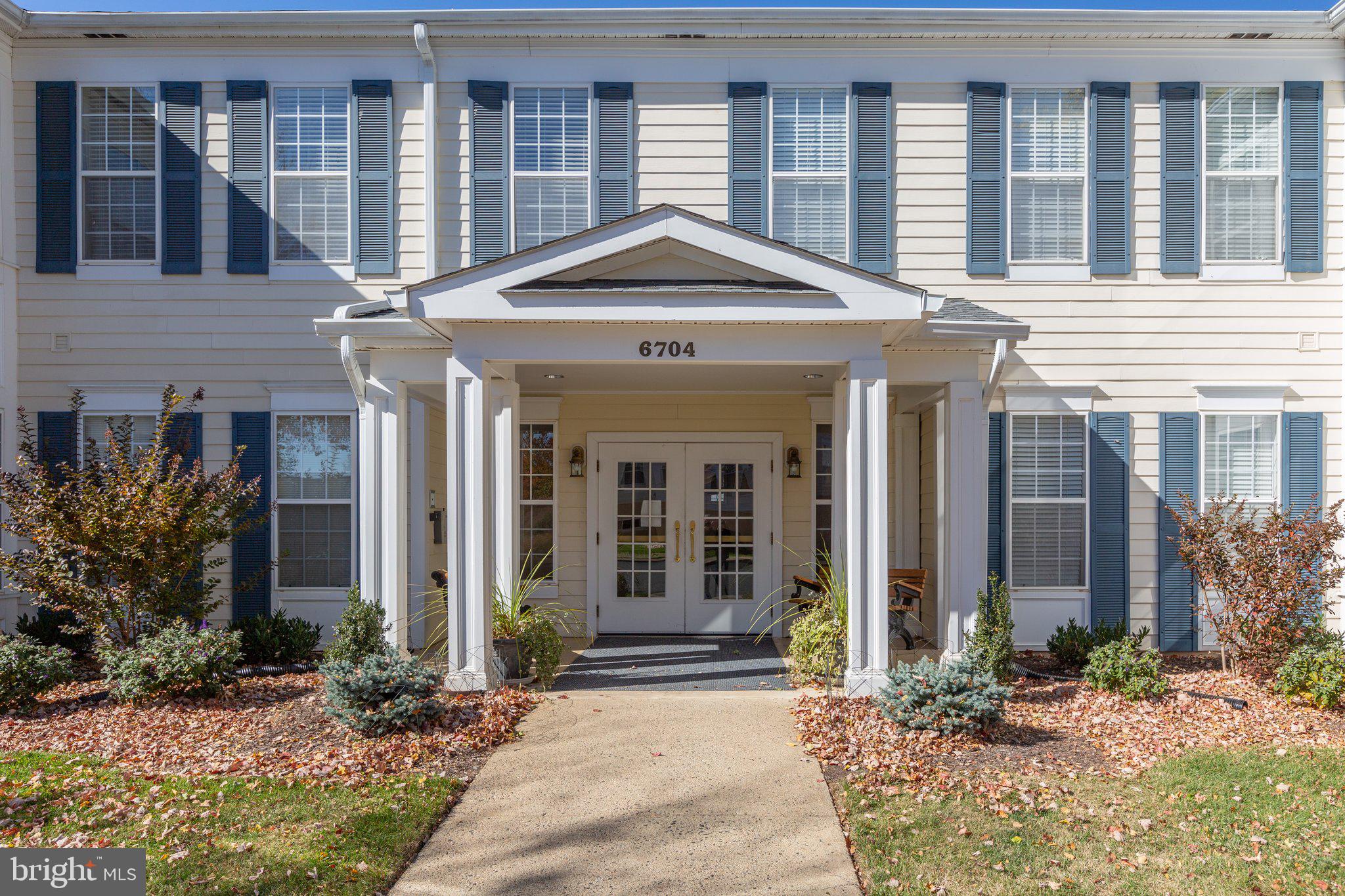 6704 HOLLY FARM LANE UNIT 213