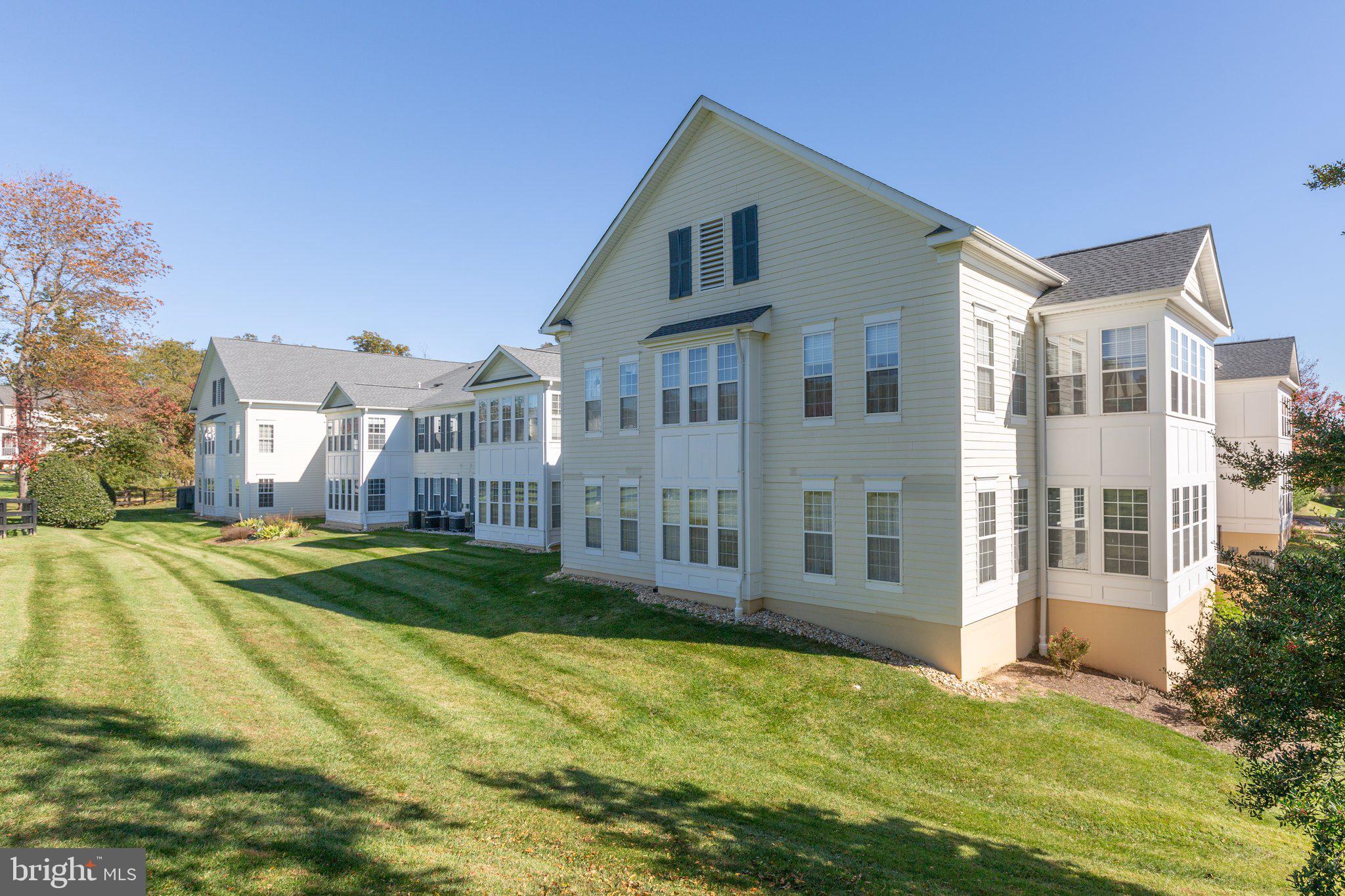 6704 HOLLY FARM LANE UNIT 213