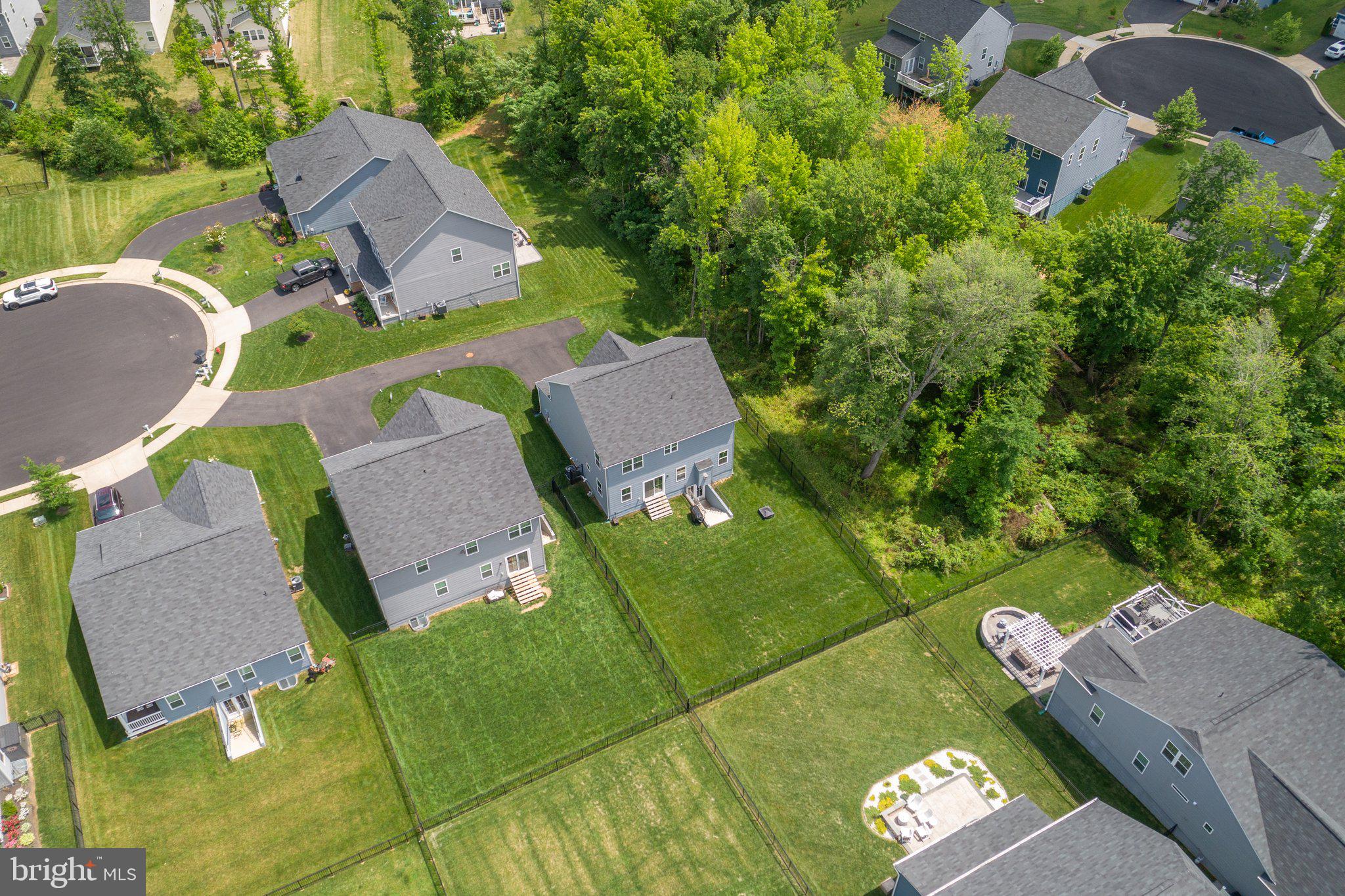 5180 ISLAND COURT