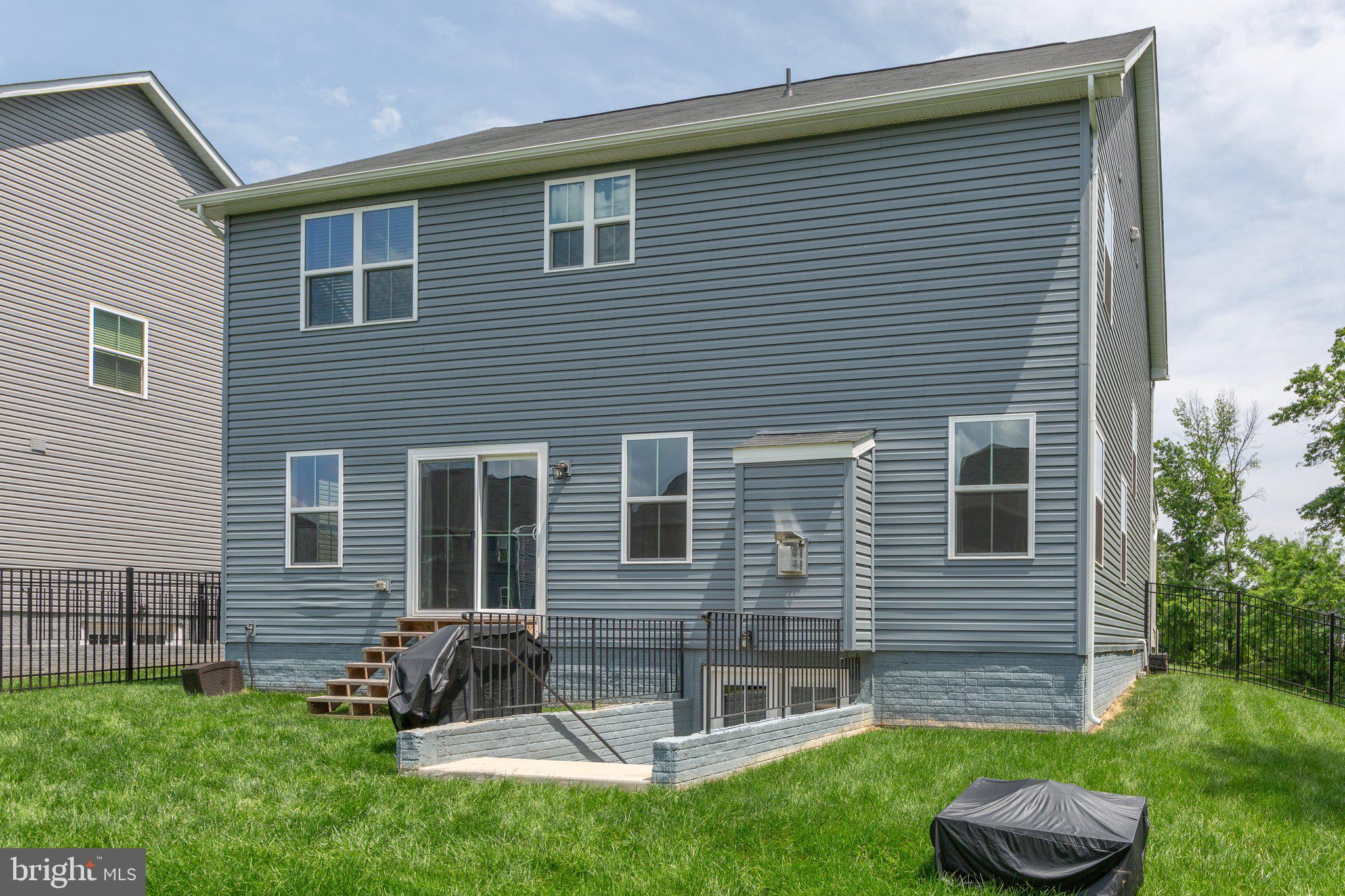 5180 ISLAND COURT