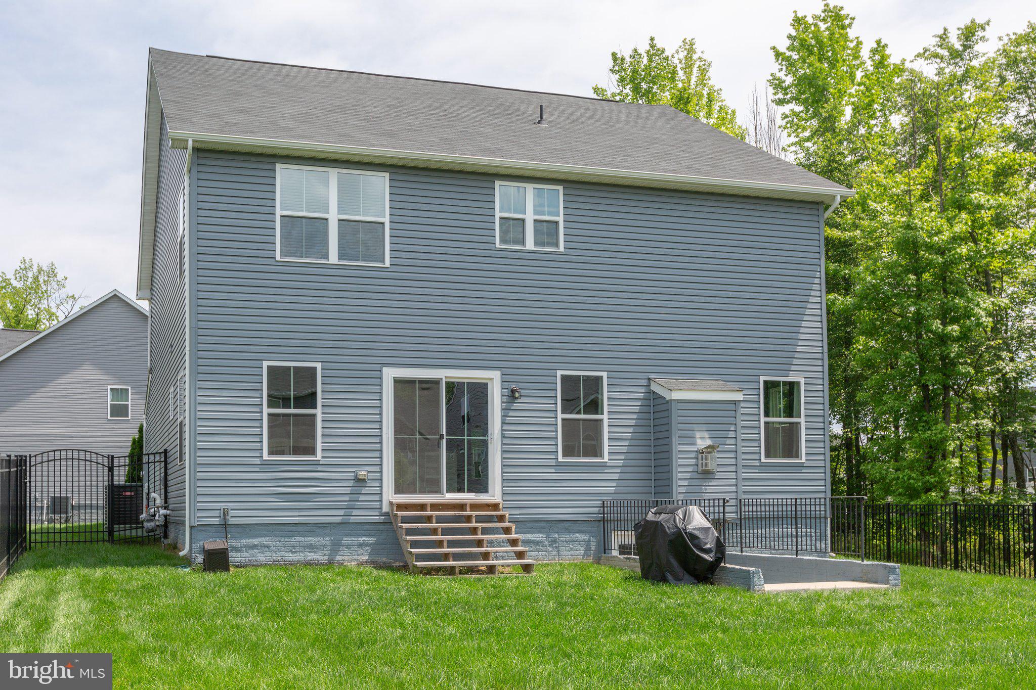 5180 ISLAND COURT