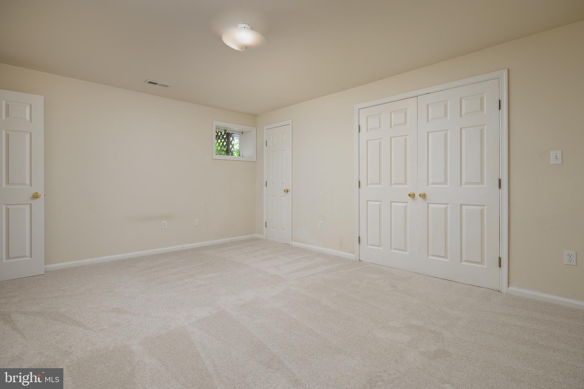 7819 WELLINGTON DRIVE