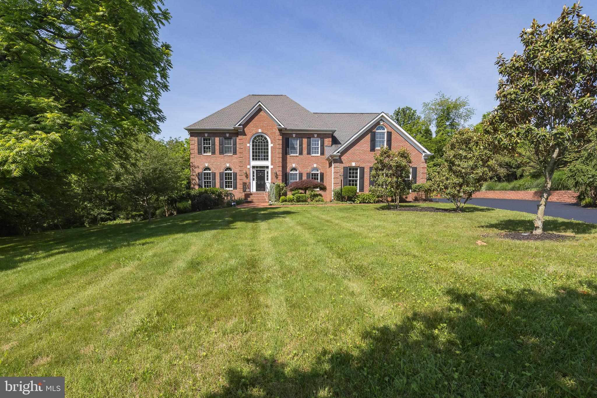 7819 WELLINGTON DRIVE