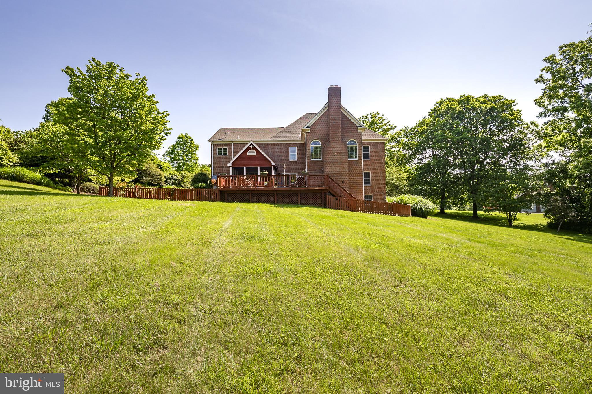 7819 WELLINGTON DRIVE