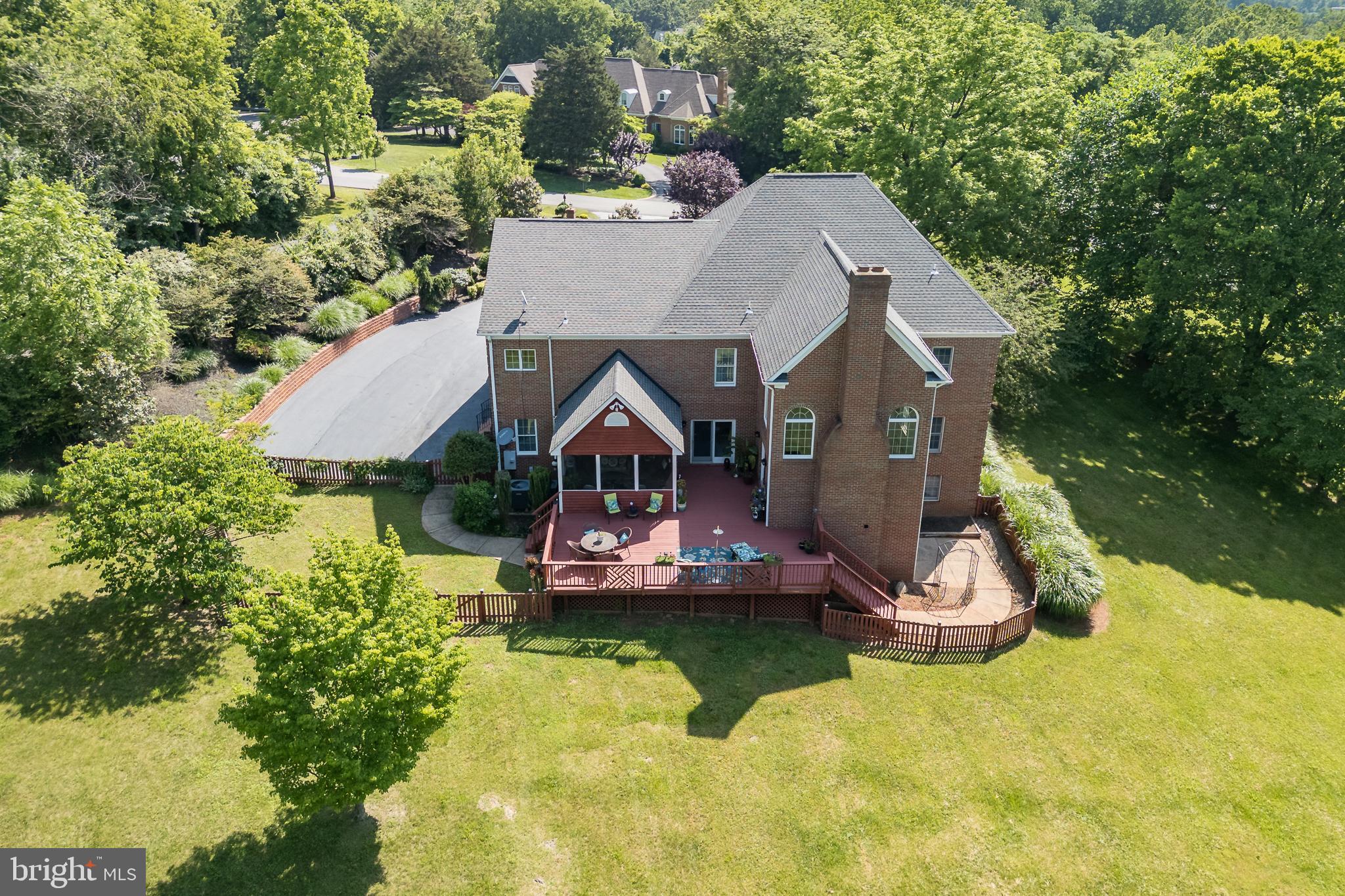 7819 WELLINGTON DRIVE