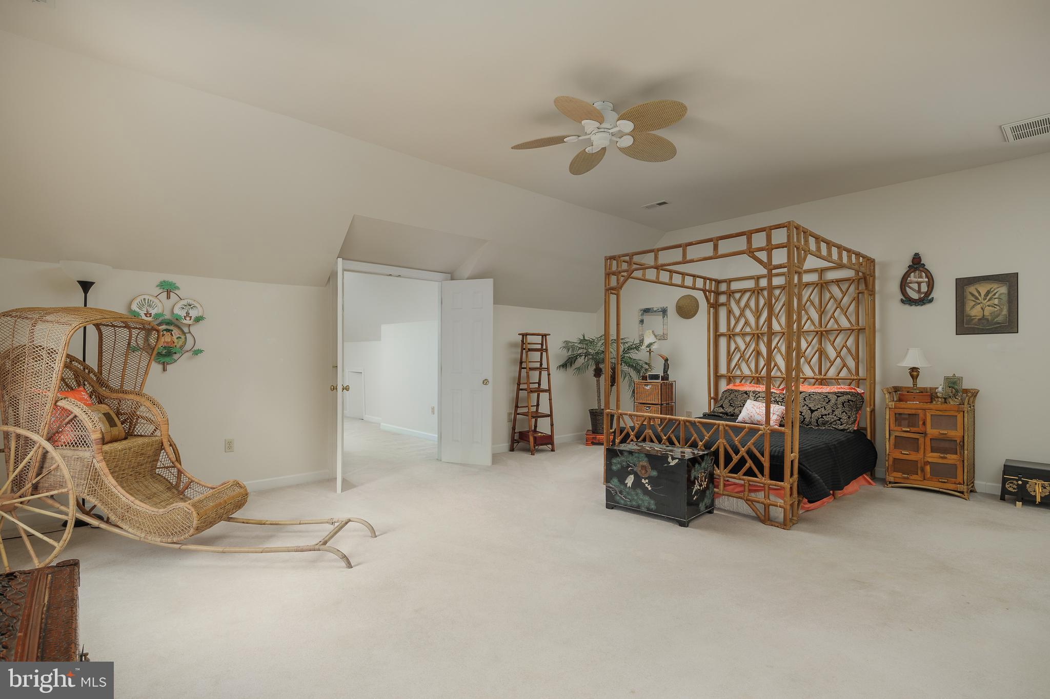 7819 WELLINGTON DRIVE