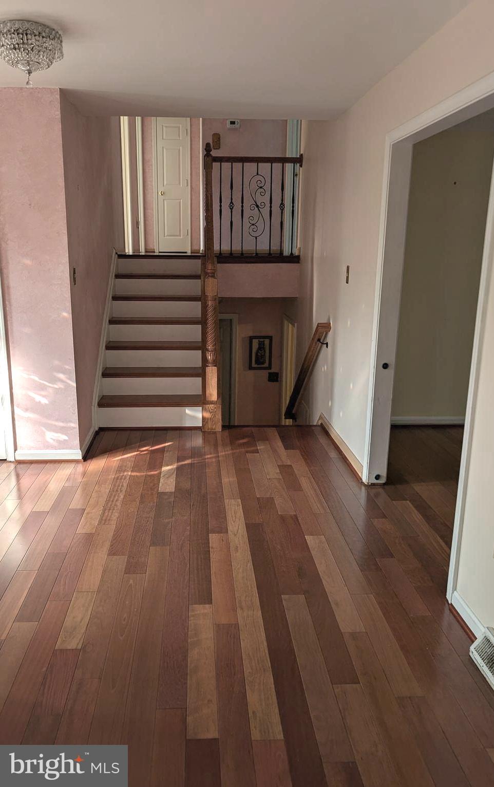 7022 STAFFORD STREET