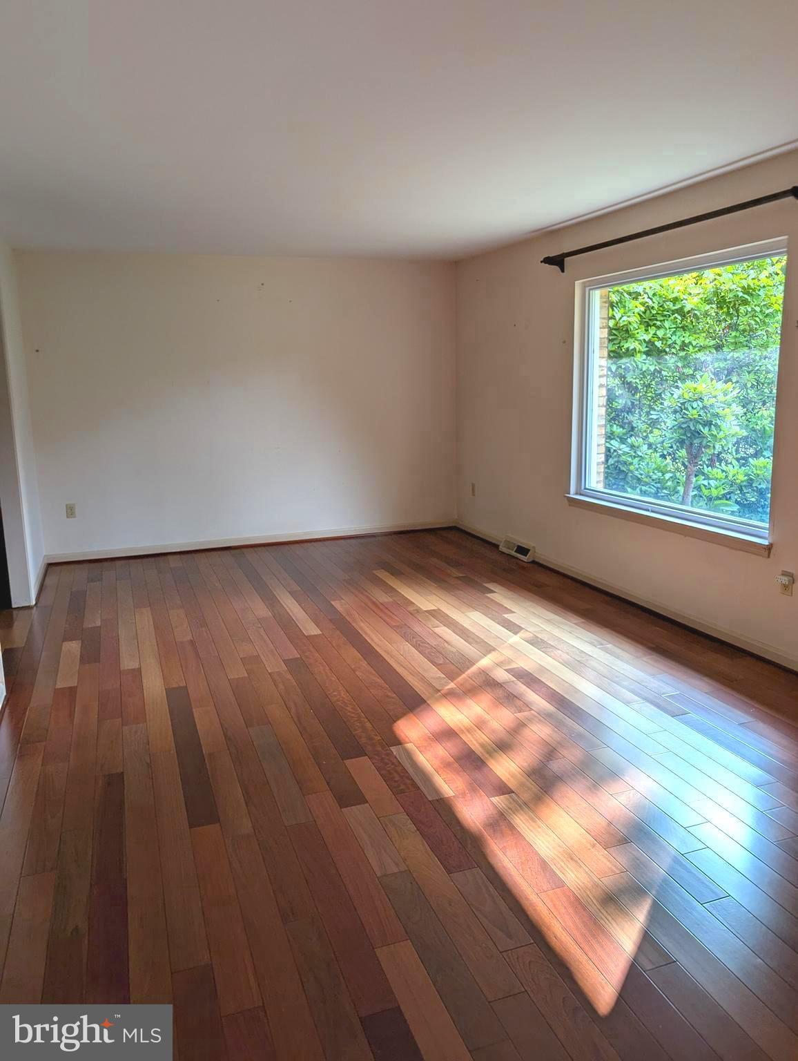 7022 STAFFORD STREET