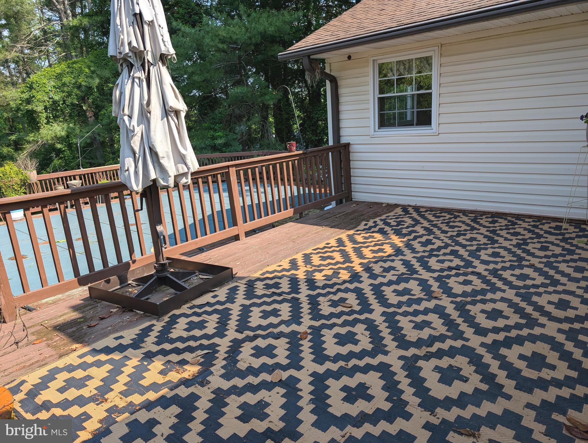 7022 STAFFORD STREET