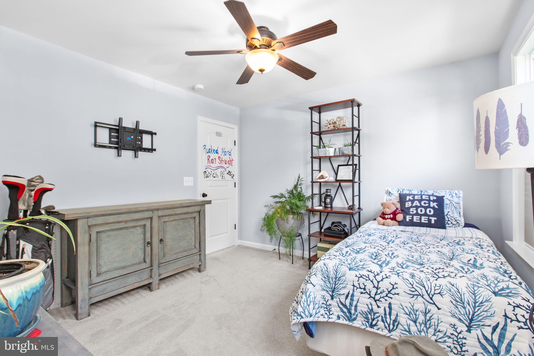 7116 LAKE DRIVE