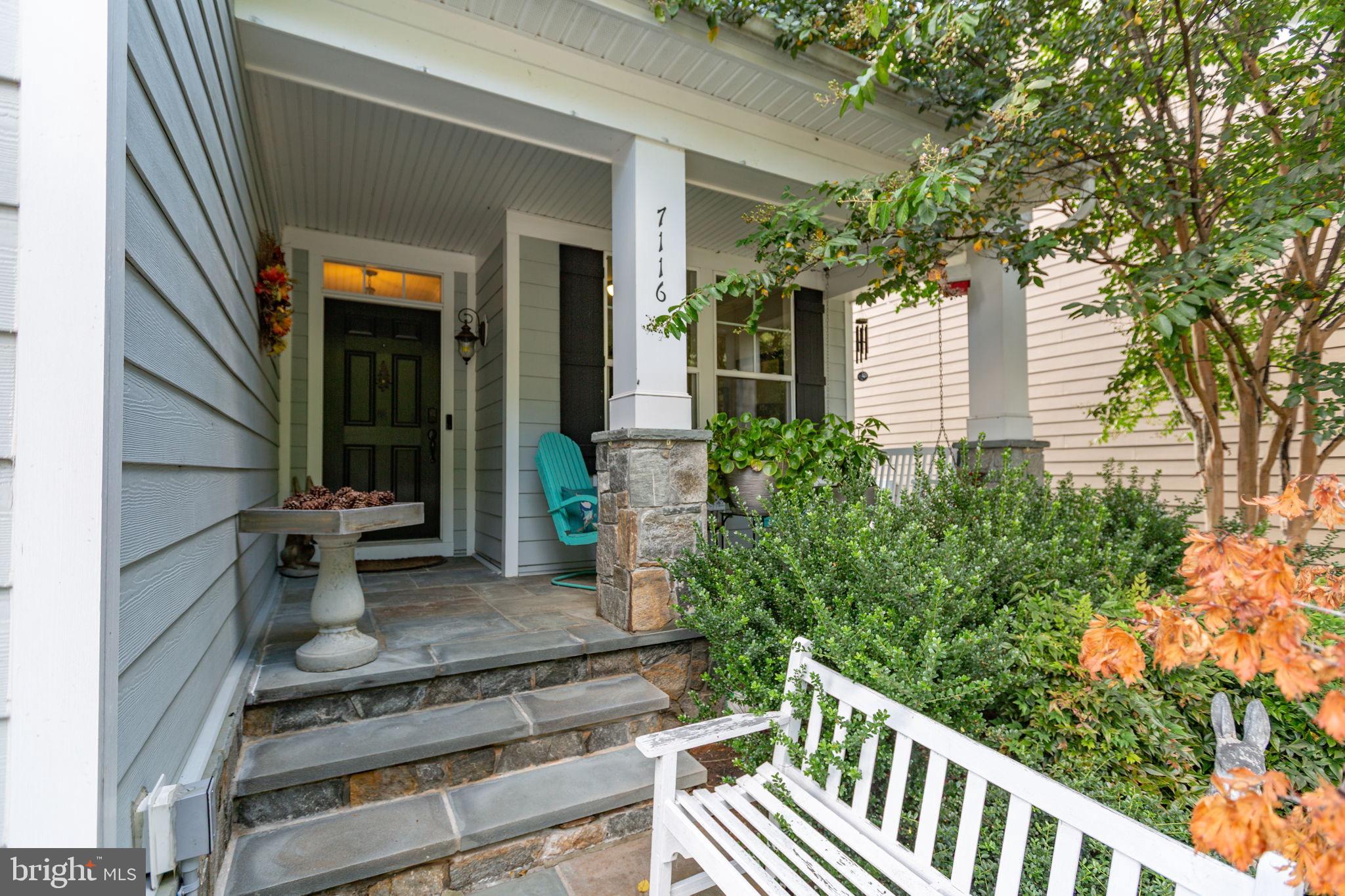 7116 LAKE DRIVE