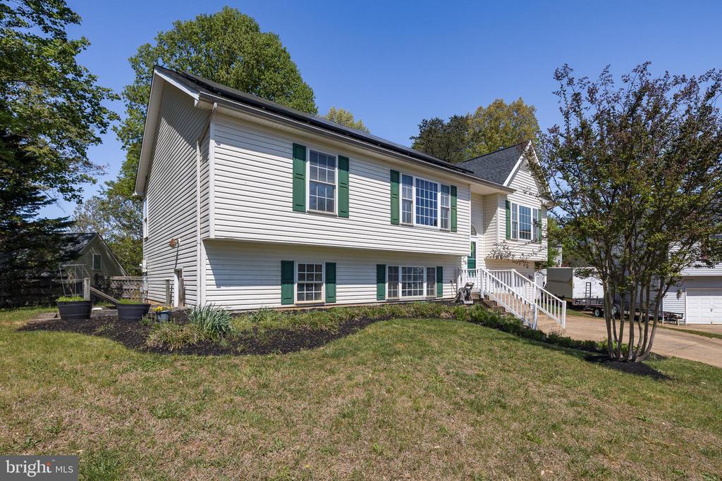 7584 MYERS COURT