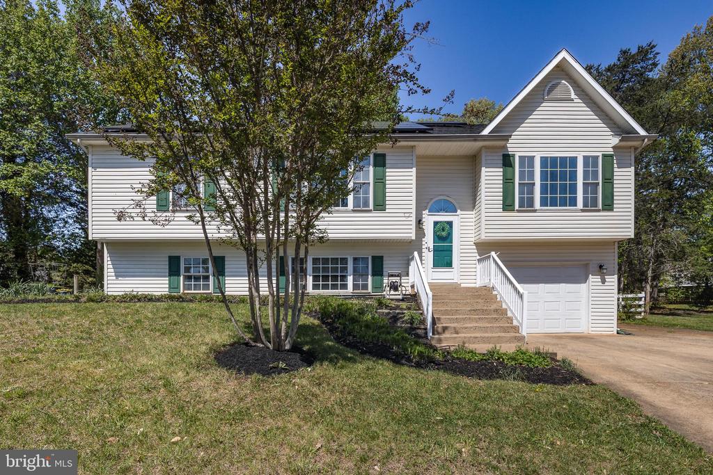 7584 MYERS COURT