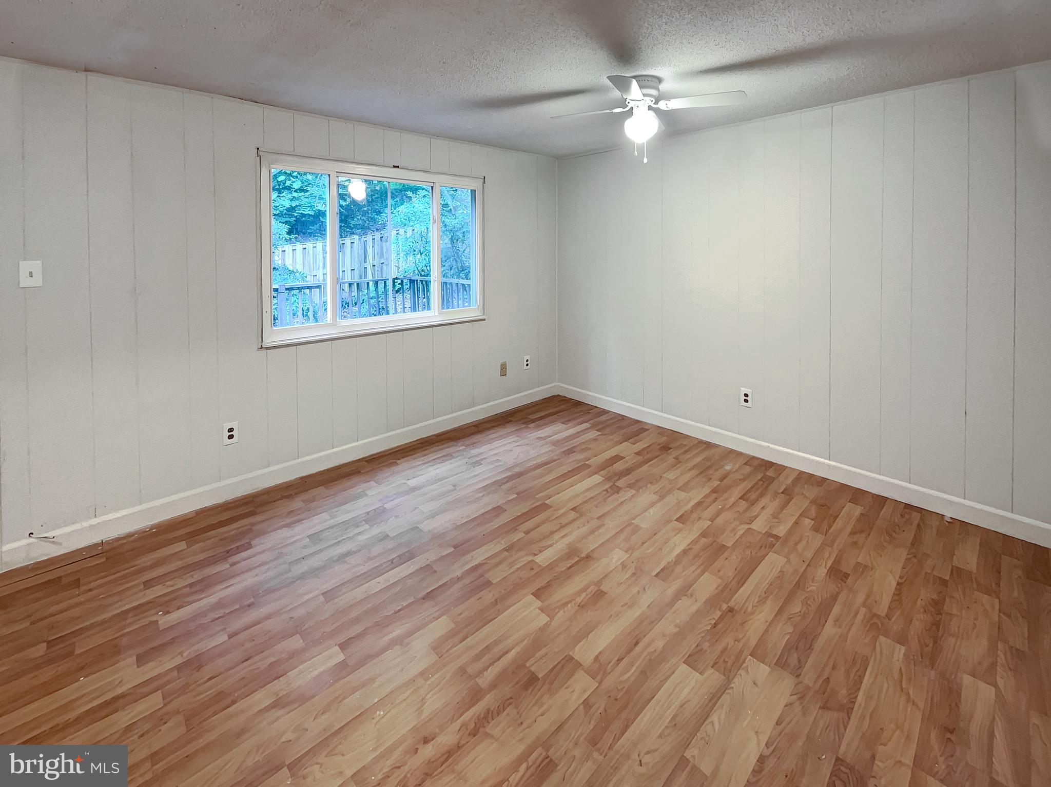 8160 CURVING CREEK COURT